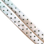 Lint wit met groen bloemetje